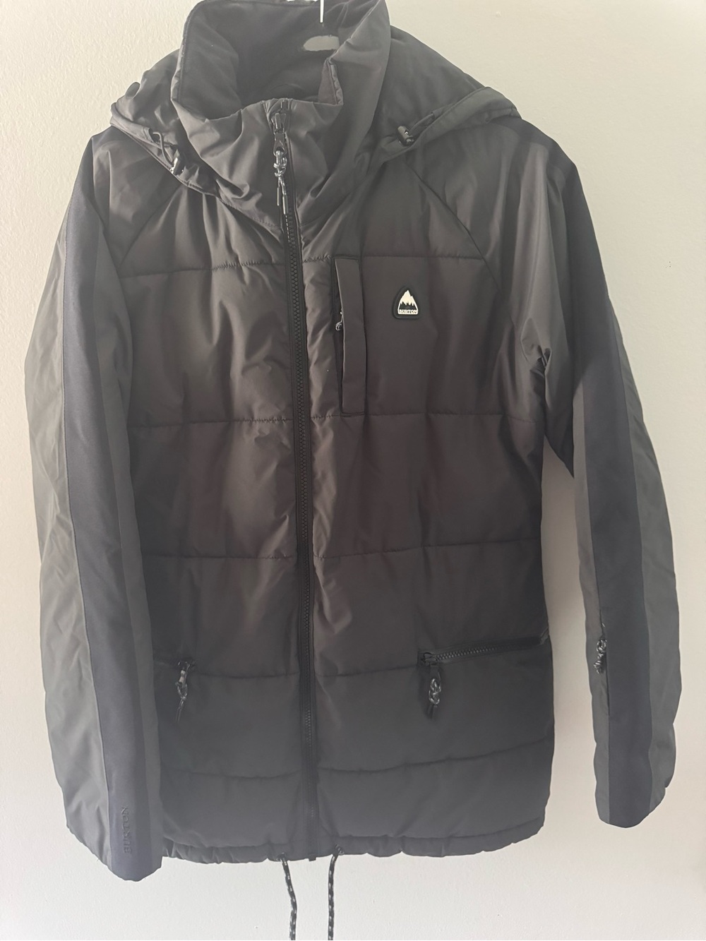 Burton Women’s Black Quilted Hooded Puffer Jacket M